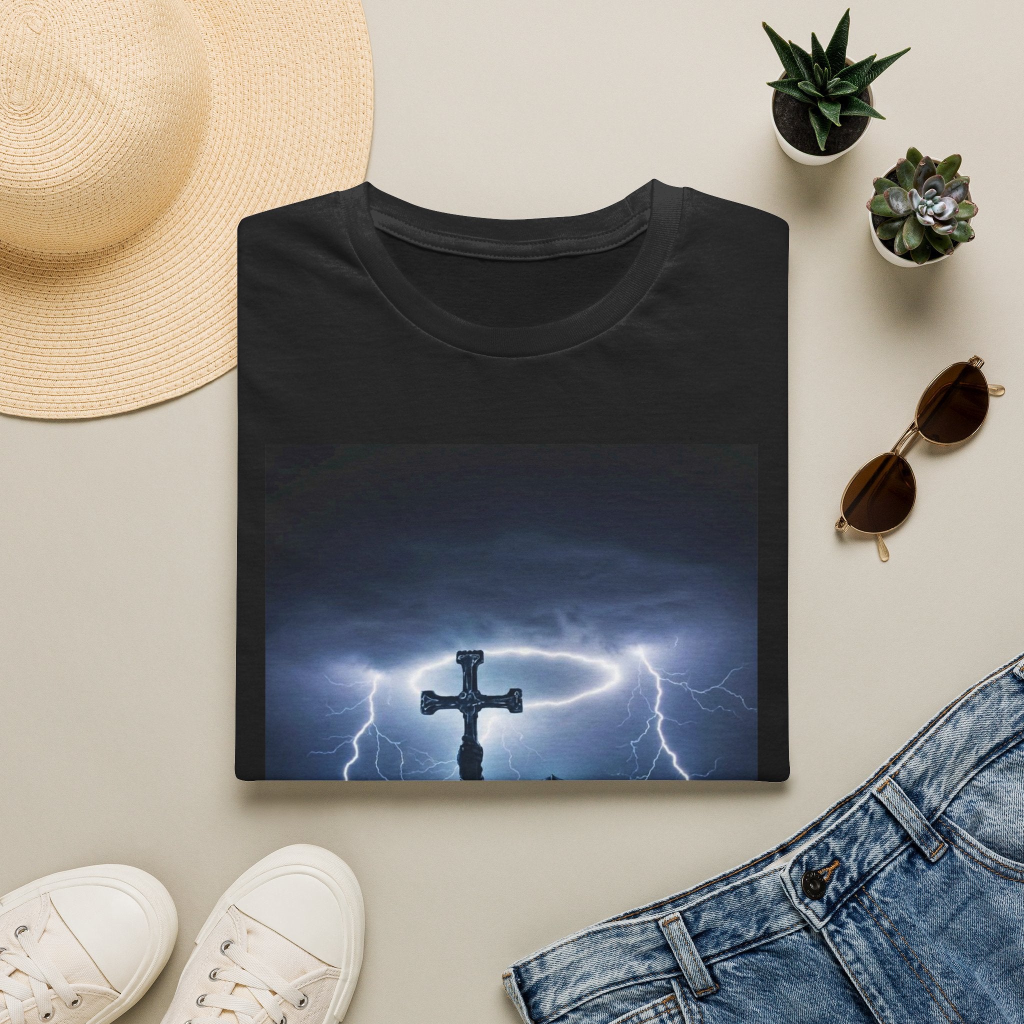 Make No Peace With Evil T-Shirt – Lightning Cross Christian Faith Tee