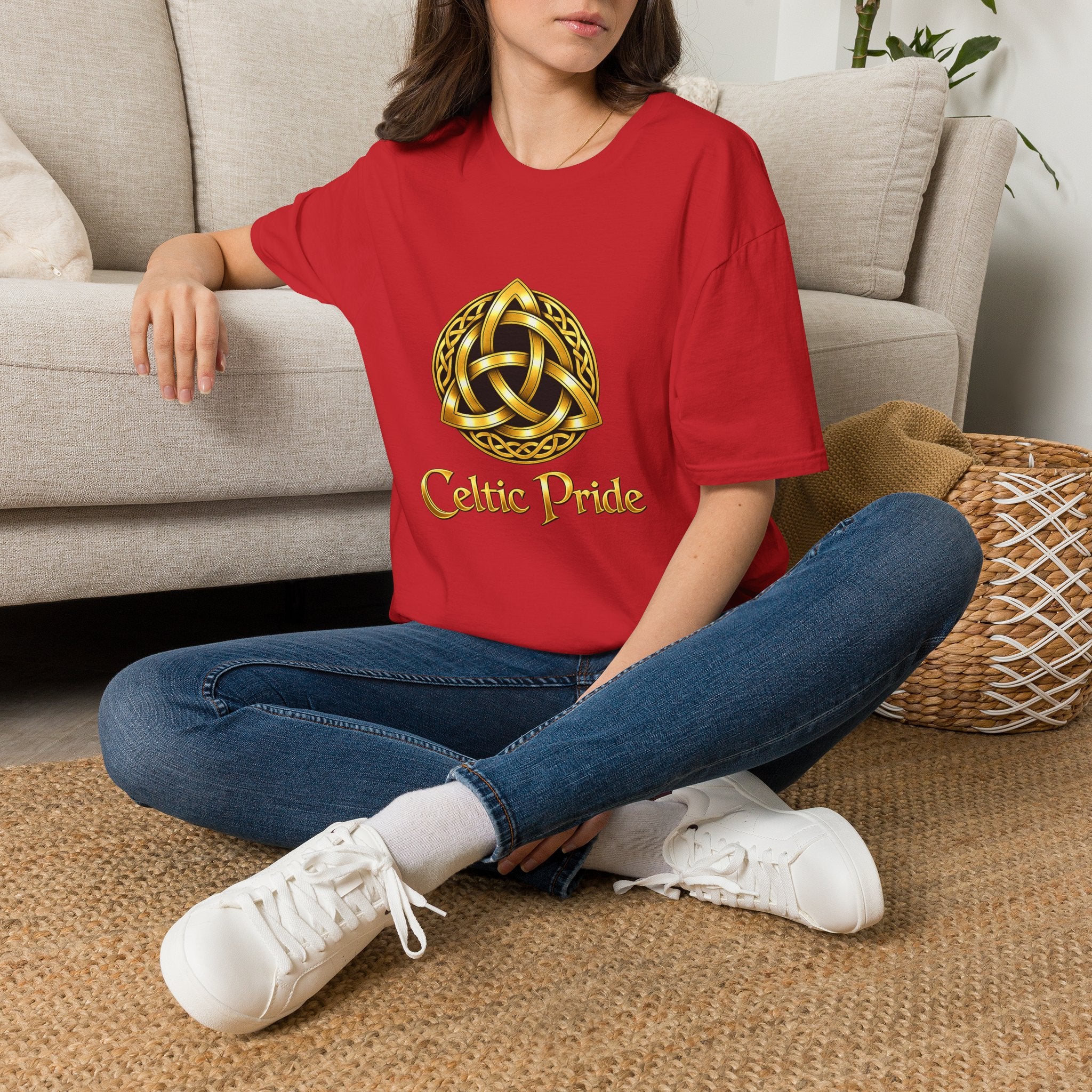 Celtic Pride Gold Trinity Knot T-Shirt