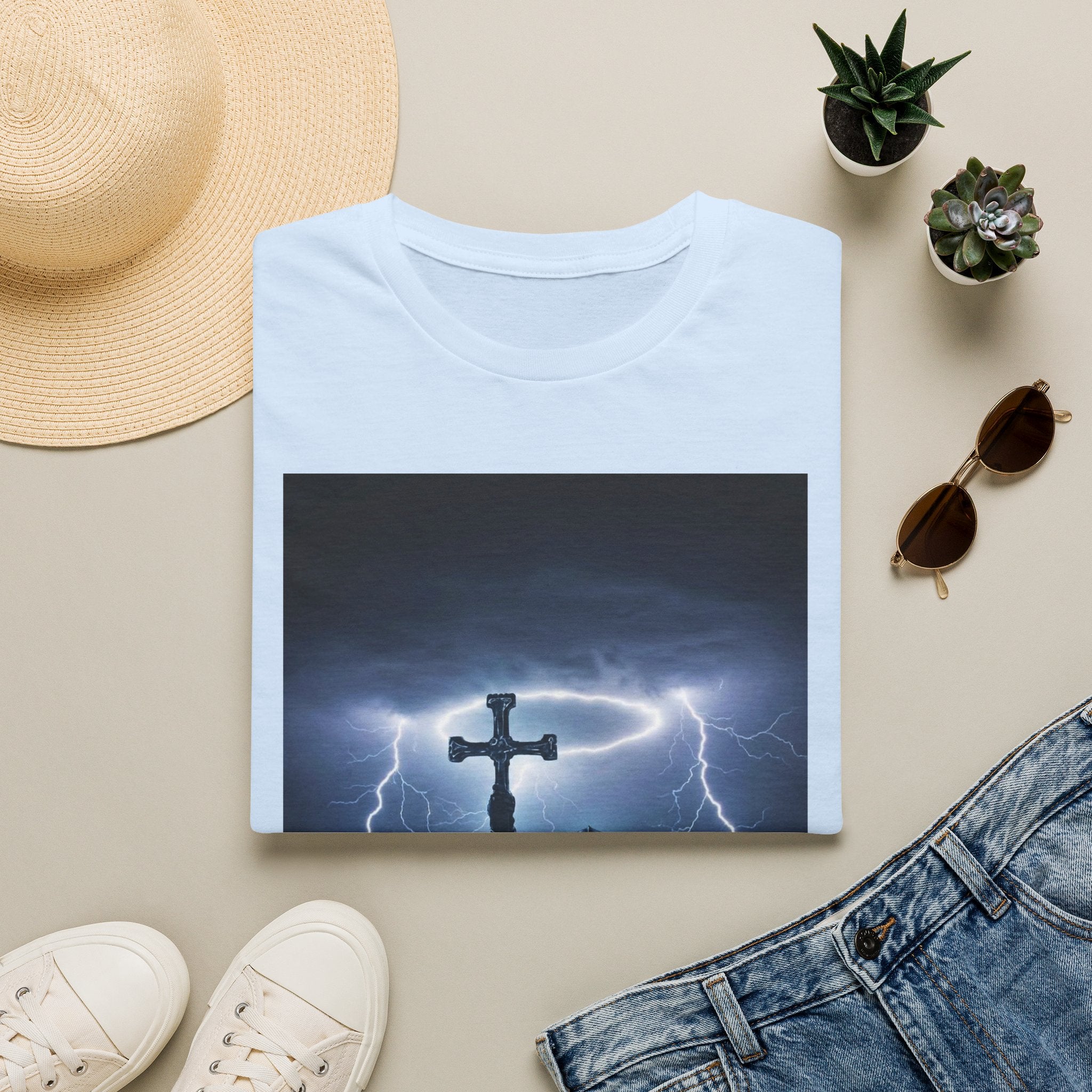 Make No Peace With Evil T-Shirt – Lightning Cross Christian Faith Tee